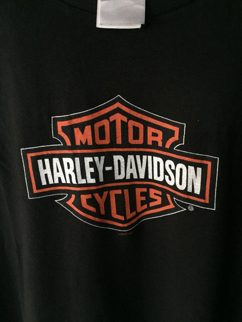Harley-Davidson Cycles T-Shirt - Black (Category: Tshirts & Polo Shirts ) located in Calamba. Submitted by mysticcat-5ccee5 (Listing ID 1452251630, Image 3). Description: 📌Harley Davidson Shirt Made in USA Sz XLarge Length-29 Width-23 Excellent Condition 9/10 Cr Minimal Hairline on Front 💸450+Shipping Fee 📌Calamba, Laguna.