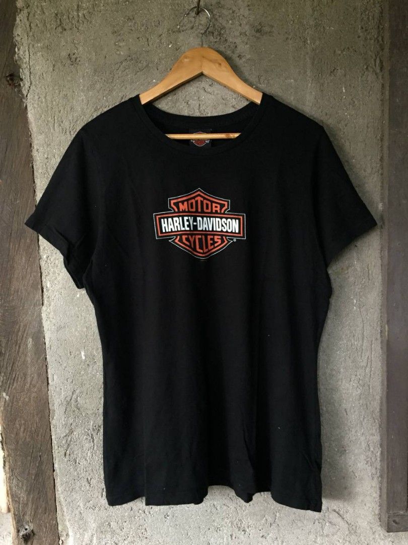 Harley-Davidson Cycles T-Shirt - Black (Category: Tshirts & Polo Shirts ) located in Calamba. Submitted by mysticcat-5ccee5 (Listing ID 1452251630, Image 1). Description: 📌Harley Davidson Shirt Made in USA Sz XLarge Length-29 Width-23 Excellent Condition 9/10 Cr Minimal Hairline on Front 💸450+Shipping Fee 📌Calamba, Laguna.