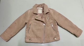 (Category: ) located in . Submitted by bcbg3217 (Listing ID 1452229042, Image 1). Description: .