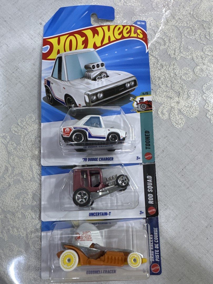 Hot Wheels (Category: Vehicle & Diecast Models) located in Kuala Lumpur. Submitted by nah007 (Listing ID 1452257996, Image 1). Description: Each item RM10 Postage RM7 (Semenanjung).