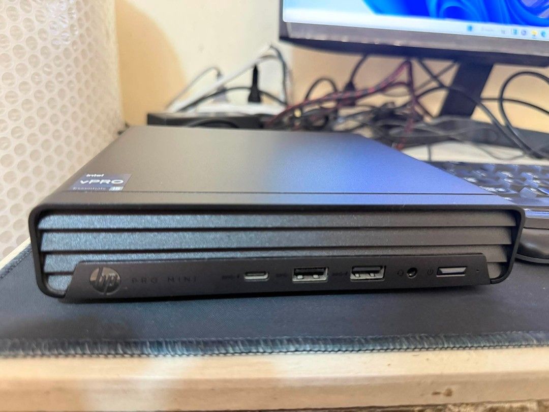 HP ELITE MINI 600 G9 (Category: Desktops) located in Manila. Submitted by happyearth.953a15 (Listing ID 1452184082, Image 1). Description: HP ELITE MINI 600 G9 I5 12th gen 16gb ram DDR5 256gb nvme Windows 11 pro OS Unit with power adapter 💸💸 17,500 Location: San Andres bukid manila Pick up or deliver.