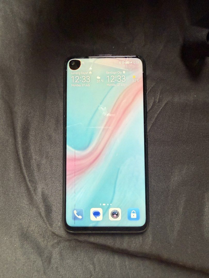 Huawei Nova 5T (Category: Huawei) located in Pasay City. Submitted by mgyyyyyyyy (Listing ID 1452145308, Image 1). Description: RFS: Nakatambak lang Defects seen on pics. Screen still working well. .