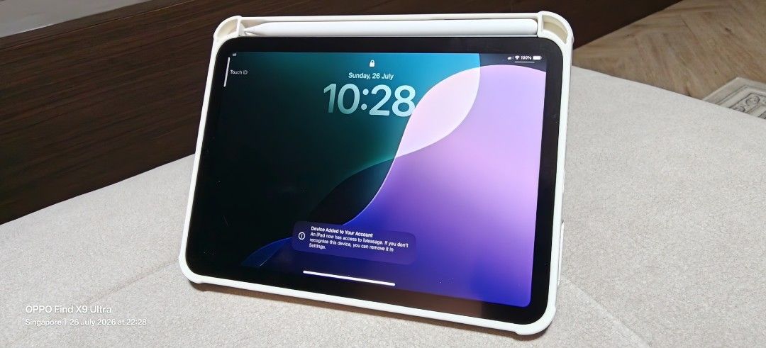 iPad mini (A17 Pro) 8.3