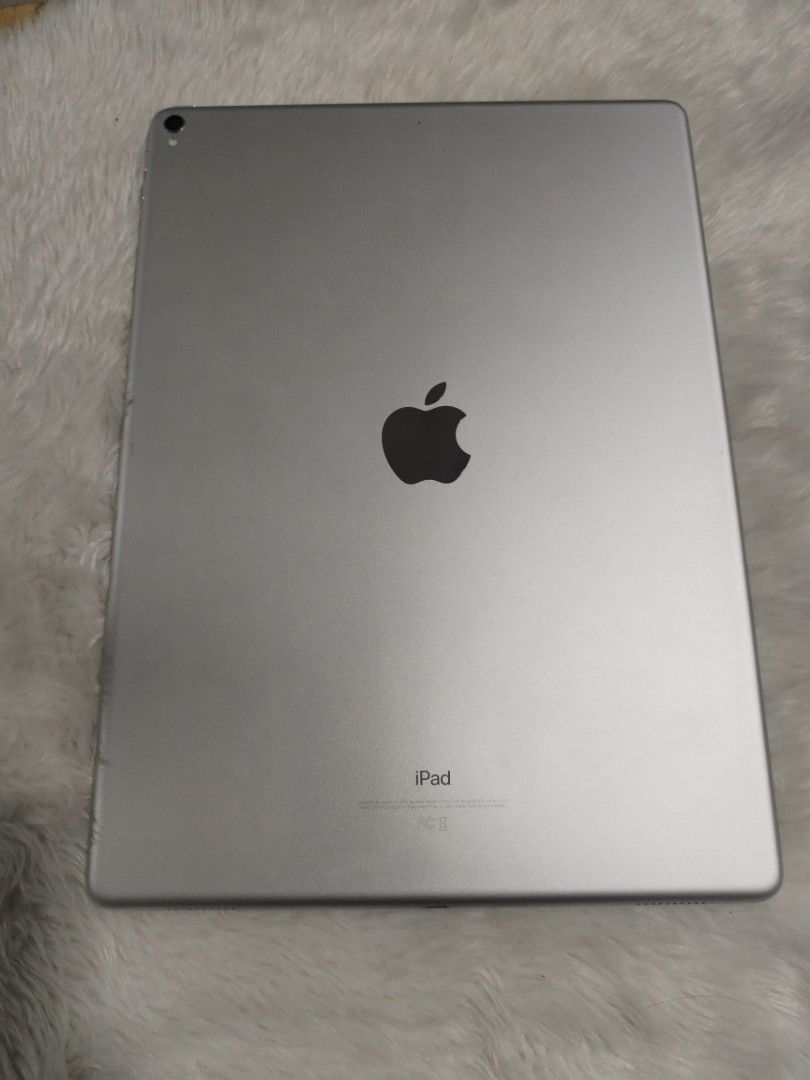 IPad Pro 12.9 (Category: iPad) located in Imus. Submitted by acabrera0309986 (Listing ID 1452174413, Image 2). Description: IPad pro 2nd gen 12.9-inch 256gb All working No issue .