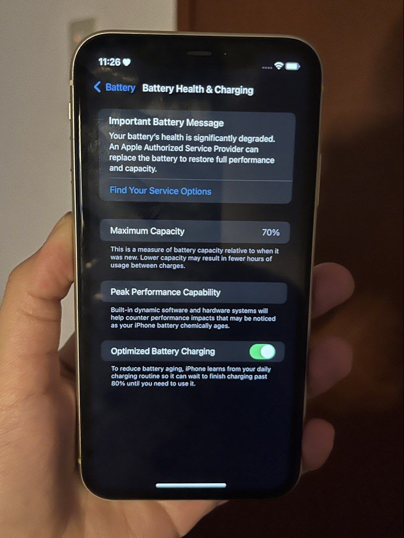IPHONE 11 128 GB (Category: iPhone 11 Series) located in General Trias. Submitted by cai_frans (Listing ID 1452286754, Image 3). Description: Iphone 11 - white - 128 GB - 70% batt life - lady owned - no cracks, lcd & functional issues, no scratches too. - never been opened - bought from power mac - no cord or power brick included - negotiable for sure buyers only Willing to meet up around cavite and manila landmarks Feel free to message me if u h