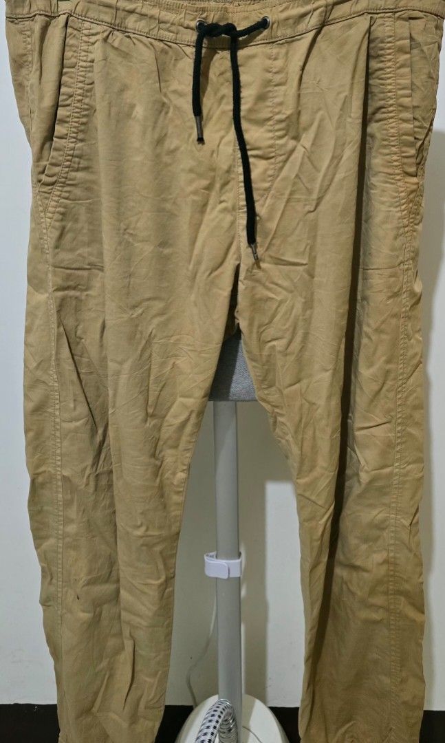 Jack & Jones Jeans Beige Jogger pants (Category: Jeans) located in Quezon City. Submitted by kriztinamd (Listing ID 1452163452, Image 1). Description: Beige chinos from Jack & Jones Jeans Intelligence. Classic fit, comfortable for everyday wear. The colour is a versatile tan. Great for casual outfits. Check out the label for the CTM number..