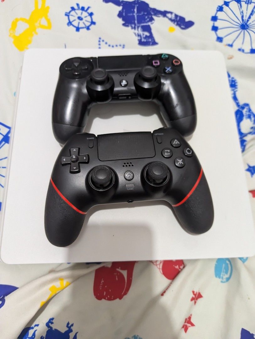 JB Ps4 Slim White (Category: PlayStation) located in Mandaluyong City. Submitted by bryongoonther (Listing ID 1452319635, Image 1). Description: Fs JB Ps4 Slim White Inclusions: Unit Bd-jb disc Power cable 2 controllers (1 oem 1 3rd party hall effect) HDMI Issues: slight yellow stain sa ilalim and black marks Meet up around mandaluyong or lalamove buyers fee.
