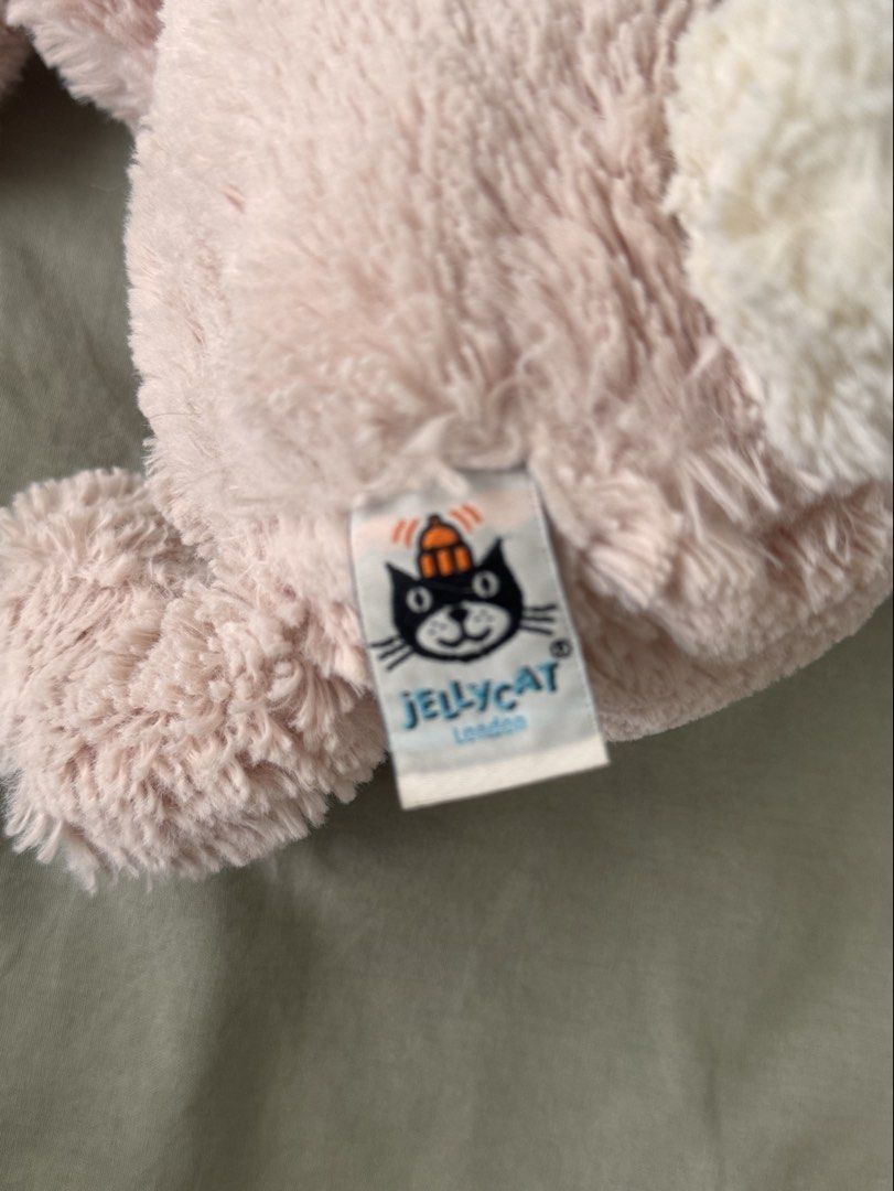 Jellycat blossom blush bunny medium *authentic (Category: Plushies & Soft Toys) located in Pasig City. Submitted by lovedpicks (Listing ID 1452148036, Image 3). Description: RARE/RETIRED JELLYCAT 🤍 Authentic jellycat blossom blush bunny! Medium .