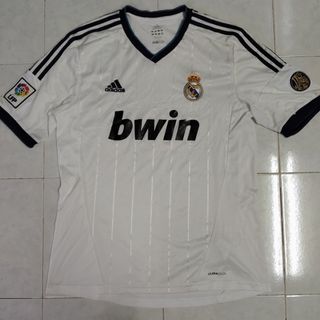(Category: ) located in . Submitted by MSZ_Football_kits_Store (Listing ID 1452233631, Image 1). Description: .