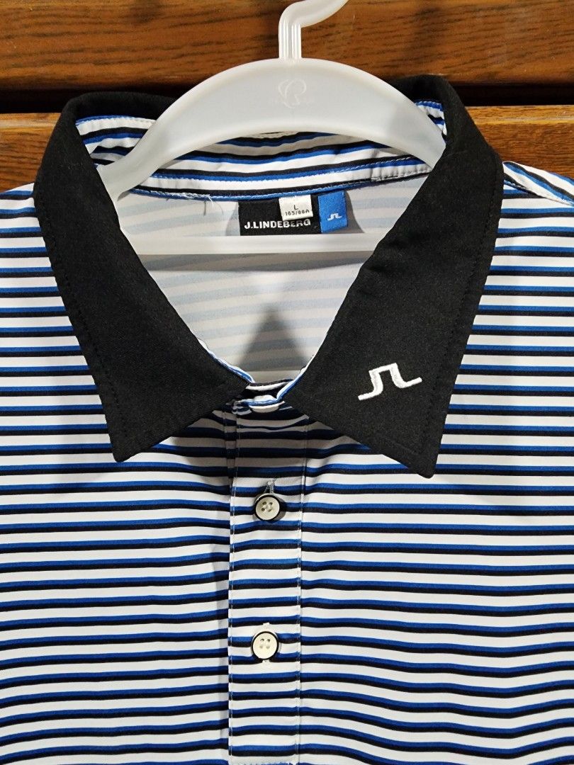 j.lindeberg Golf Stripe Polo Shirt (Category: Tshirts & Polo Shirts ) located in Manila. Submitted by brandedvanda_98 (Listing ID 1452170245, Image 2). Description: Original Price: Php 5808 Maximum Sale Price offer by J.Lindeberg is Php 3,020 Offering to sell by 50%+ off Dimensions: Shoulder (Across): 46cm Bust (Across under sleeve): 54cm Length (Shoulder to end of garment): 68cm ✨️Easy to Steam Iron ✨️Worn only 5 times ✨️No Damage, No Stain ✨️Re