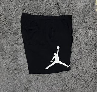 (Category: ) located in . Submitted by preowned_curation (Listing ID 1452216070, Image 1). Description: .