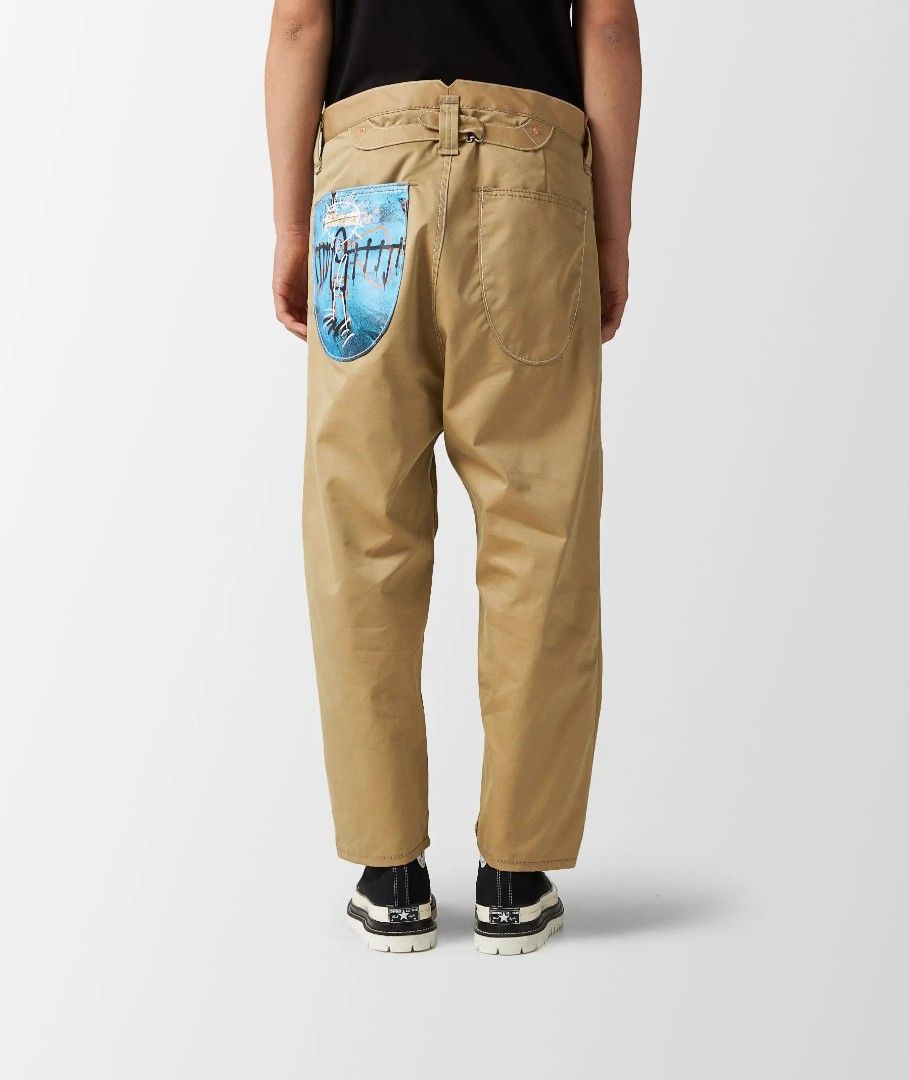 JUNYA WATANABE - PANTS (Category: Trousers) located in Cebu City. Submitted by whainstone (Listing ID 1452113653, Image 2). Description: Excellent condition Made in Japan Tagged size - XS Waist - 33 to 34" (actual) Length - 37" Photos may vary due to lighting Php 4000 + 90 (sf) Mop: gcash/bank Thank you & Godbless. 🤗.