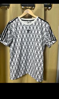(Kategori: ) berada di . Dikirim oleh devanapreloved (ID iklan 1452200496, Gambar 1). Deskripsi: .