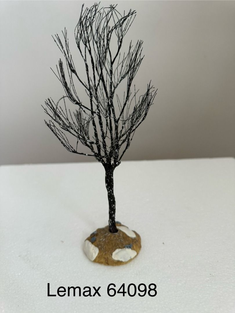 Lemax 64098 Butternut Tree (Category: Figurines & Statues) located in Manila. Submitted by prelovedsecondhand.ph (Listing ID 1452295851, Image 1). Description: .