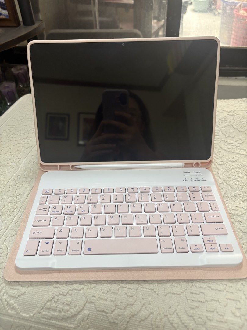 Lenovo Xiaoxin Pad 2025 (Category: Android) located in Marilao. Submitted by jobelle.manalo (Listing ID 1452217039, Image 3). Description: Lenovo Xiaoxin Pad 2025 8GB/128GB (China ROM) 1 month old, complete with box and charger. Includes keyboard, stylus (free 2 tips replacement) and tempered glass. Tablet is 100% functional with no issues. Has a small cosmetic dent on the corner/side that does not affect performance, screen, or charging. Price: 