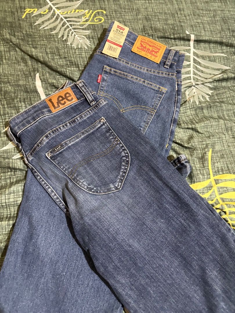 Levi's 514 Straight Jeans & Lee Jeans (Category: Jeans) located in Manila. Submitted by boldtree-9e095d (Listing ID 1452125663, Image 1). Description: - Bundle deal: Levi's 514 Straight jeans + Lee jeans - Both dark wash denim - Levi's 514 are brand new with tags - Perfect for everyday wear - aspack both brand new w tags.