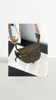 （分類：）位於 。 由 buy.till.forever 提交（商品編號 1452142837，圖片 1）。簡介： 。