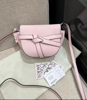 (Category: ) located in . Submitted by worldwidedeals (Listing ID 1452215675, Image 1). Description: .