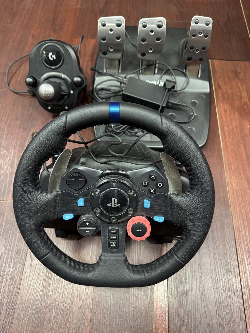Logitech Racing Wheel Set (Category: Controllers) located in Manila. Submitted by douglassss24 (Listing ID 1452118572, Image 1). Description: Ps4 No box!!.