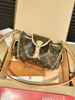 （分類：）位於 。 由 edisonstore 提交（商品編號 1452244383，圖片 1）。簡介： 。