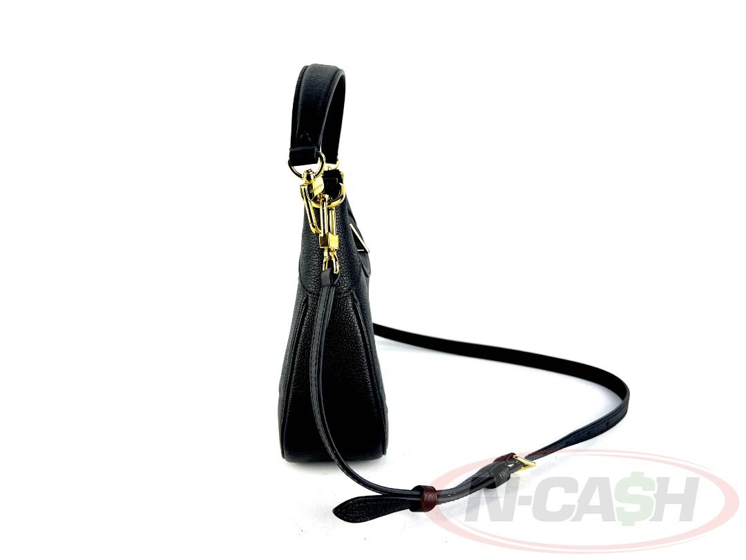 Louis Vuitton Bagatelle NM Giant Monogram Empreinte (Category: Luxury Bags & Wallets) located in Quezon City. Submitted by luxury_by_n-cash (Listing ID 1452138265, Image 3). Description: N-Cash Pawnshop "Instant Cash for Bags, Watches, Cars, and Electronics" [External link] Louis Vuitton Bagatelle NM Giant Monogram Empreinte Brand: Louis Vuitton Style: Empreinte Monogram Giant Bagatelle NM Length: 24.5 cm Height: 18.5 cm Width: 7 cm Handle Drop: 