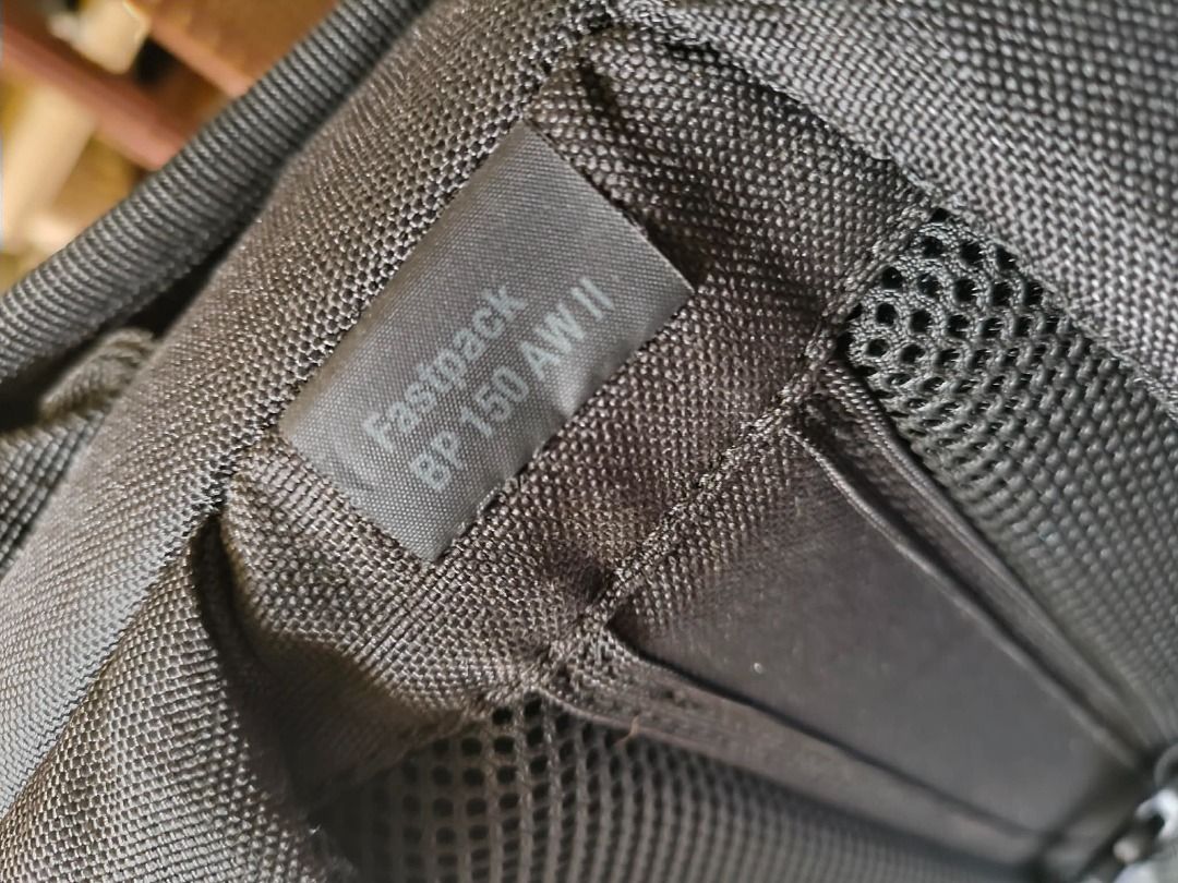 Lowepro Fastpack BP 150 AW II Camera Bag / Backpack (Authentic) (Category: Camera Bags & Carriers) located in Bacolod City. Submitted by fridayrolls (Listing ID 1452159723, Image 3). Description: Selling my authentic Lowepro Fastpack BP 150 AW II camera backpack. This is a highly reliable, dual-compartment bag perfect for travel, street photography, and daily commuting.✨ KEY FEATURES & LAYOUT: Quick Side Access: Get your camera out in seconds wit