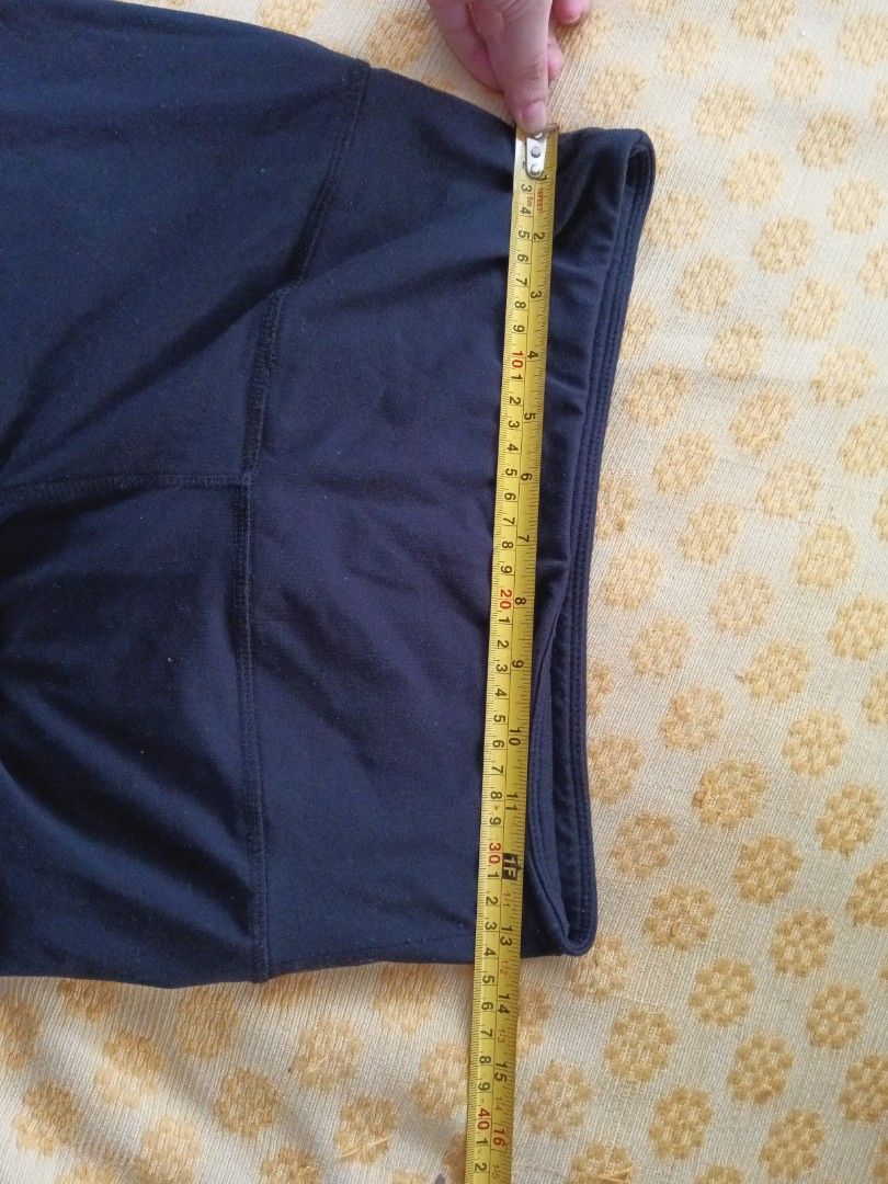 Lululemon Shorts (Category: Activewear) located in Quezon City. Submitted by glcsx (Listing ID 1452165249, Image 3). Description: lululemon shorts (biker, cycling) size 6 .