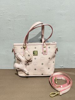 (Kategori: ) berada di . Dikirim oleh aisyah.luxurystore (ID iklan 1452310942, Gambar 1). Deskripsi: .