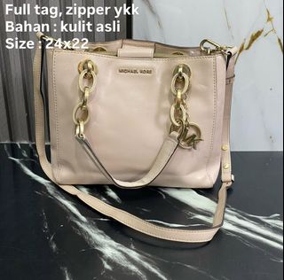 (Kategori: ) berada di . Dikirim oleh arsyahaisy27622 (ID iklan 1452257559, Gambar 1). Deskripsi: .