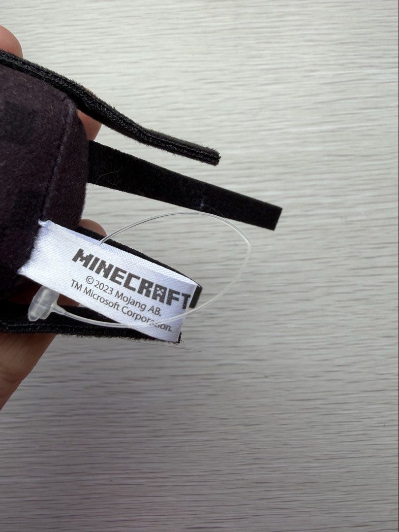 Minecraft Enderman Plush Keychain (Category: Plushies & Soft Toys) located in Quezon City. Submitted by shopgood_mnl (Listing ID 1452278255, Image 3). Description: .