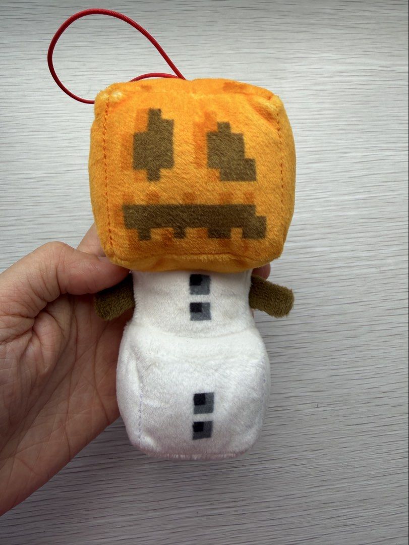 Minecraft Snow Golem Plush Keychain (Category: Plushies & Soft Toys) located in Quezon City. Submitted by shopgood_mnl (Listing ID 1452279217, Image 2). Description: .