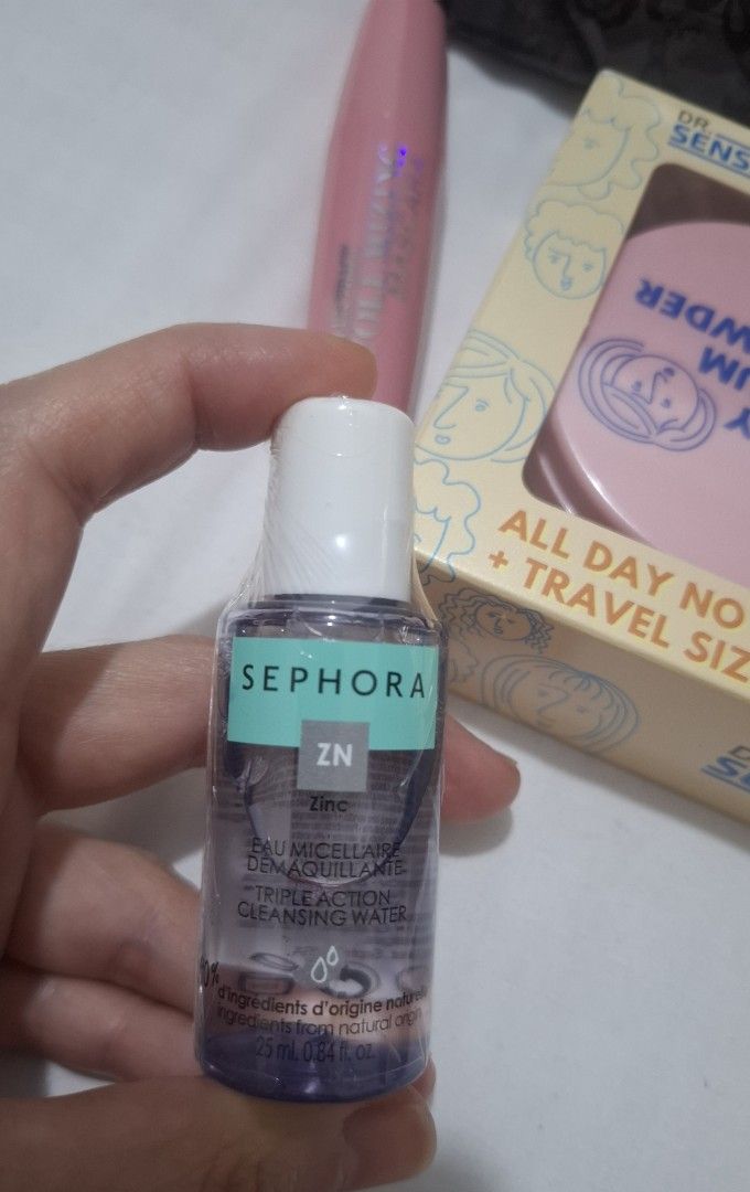 Mix makeup (Category: Makeup) located in Taguig. Submitted by welcome2myprelovedshop (Listing ID 1452189913, Image 3). Description: take all for only 500p. all are new. and newly bought. 1)big durable makeup pouch (used) 2) mascara from U.S (new) 3) sephora makeup remover (new) 4) face brush (new with box) 5) luxury Becca primer with golden tint 6) dr sensitive powder one is new sealed and other one is tested once..
