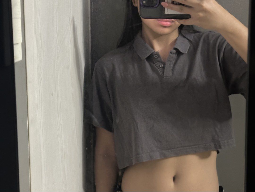 Mossimo Grey Cropped Polo (Category: Blouses) located in Rizal. Submitted by declu77er (Listing ID 1452292934, Image 1). Description: .