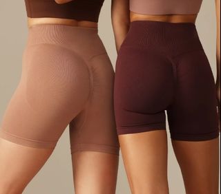 (Category: ) located in . Submitted by eve.prelovedclothing (Listing ID 1446292241, Image 1). Description: .
