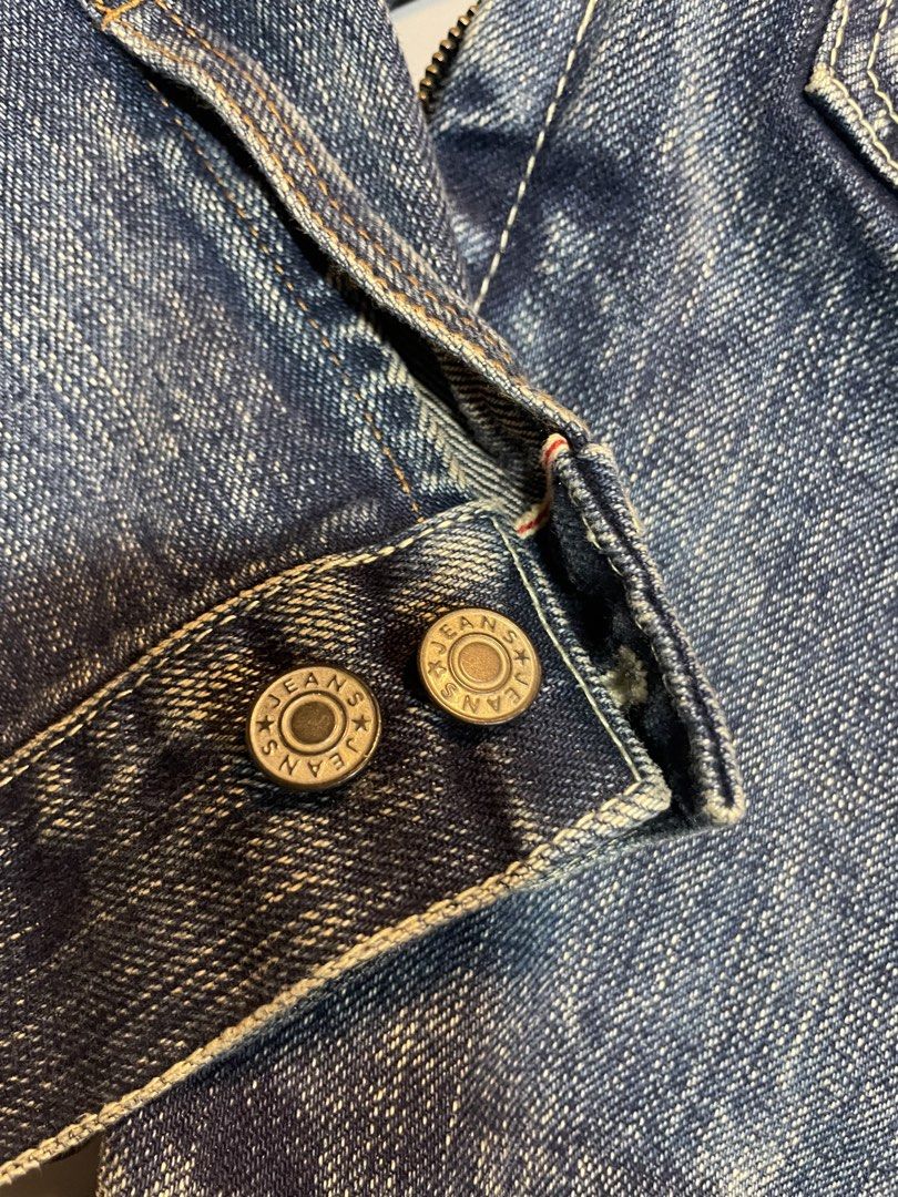 Mr. Guan Studio denim jacket Like visvim Selvage (Category: Coats, Jackets and Outerwear) located in La Trinidad. Submitted by outfit_chic.101 (Listing ID 1452275476, Image 3). Description: .