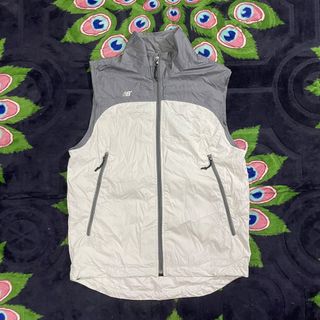 (Category: ) located in . Submitted by coro_thrifted09 (Listing ID 1452181018, Image 1). Description: .