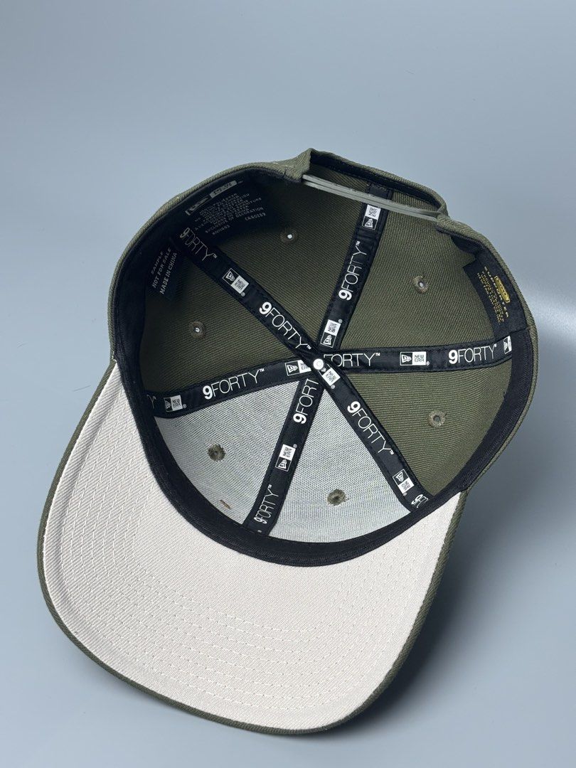 NEW ERA PARRAMATTA EELS 9FORTY SNAPBACK HAT (Category: Caps & Hats) located in Catbalogan. Submitted by njthrifting (Listing ID 1452302413, Image 3). Description: As new Condition Color Rate: 10/10 No Issues This is an official New Era 9FORTY Adjustable Cap featuring the retro logo of the Parramatta Eels, a professional Australian rugby league club based in Sydney’s central-west that competes in the National Rugby League (NRL) .
