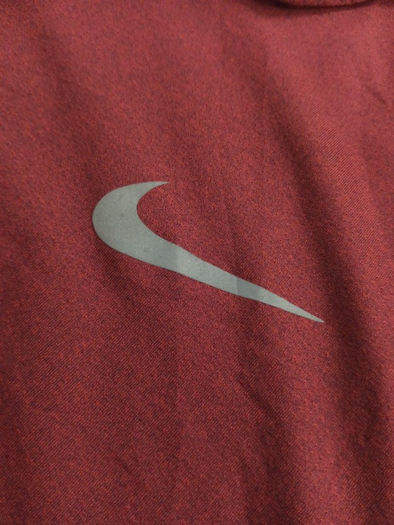 Nike DRI fit polo shirt (Category: Tshirts & Polo Shirts ) located in Davao. Submitted by hisdef (Listing ID 1452256168, Image 3). Description: Nike DRI fit polo shirt Condition- like new issue- none size on tag- 2xl but fit to xl Dimensions in inches width-21.5 length-29.5.