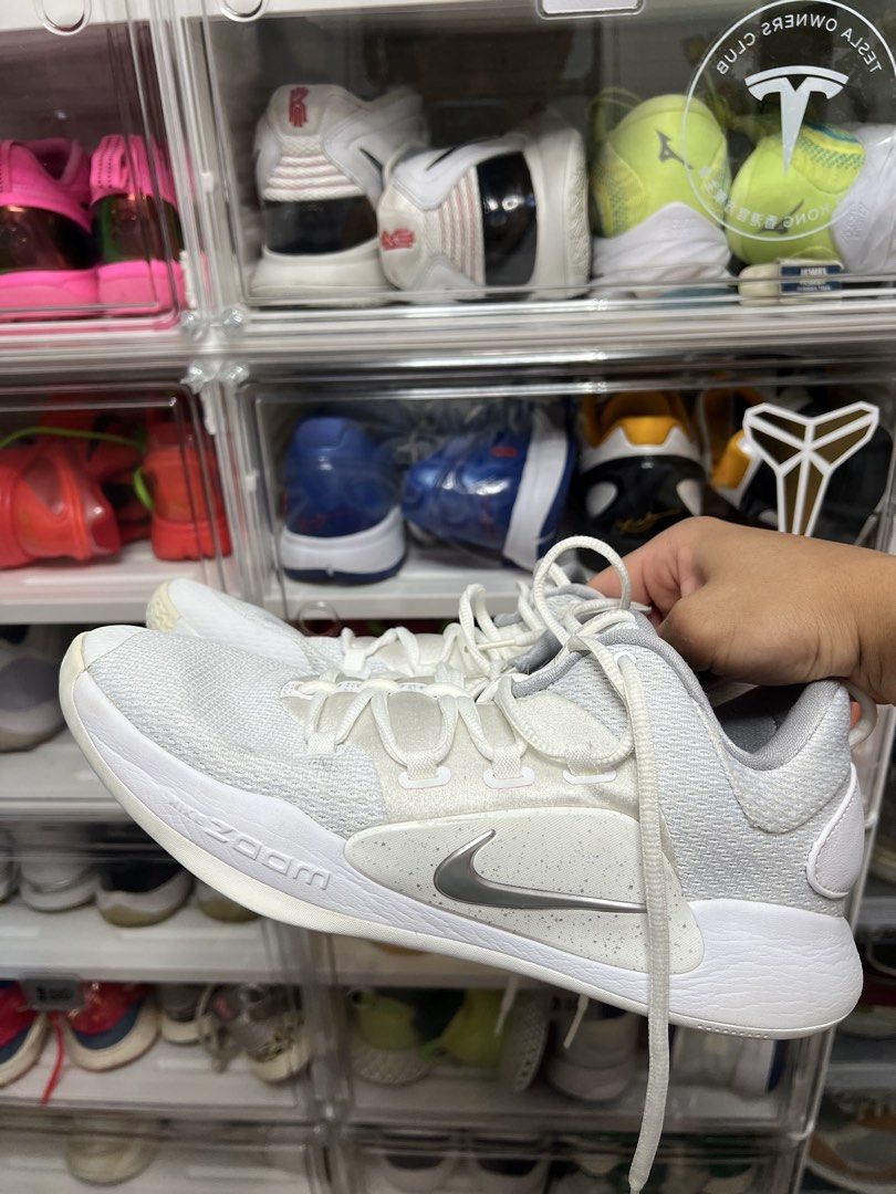 Nike hyperdunk 2018 us9.5 （分類：波鞋）位於 Hong Kong。 由 taiposon 提交（商品編號 1452244165，圖片 1）。簡介： Us9.5 已清潔乾淨 坑口面交。