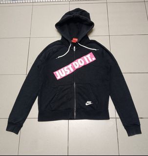 (Category: ) located in . Submitted by pemburu-bundle89 (Listing ID 1452292507, Image 1). Description: .