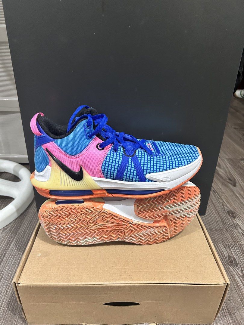 Nike LeBron Witness 7 (Category: Sneakers) located in Batangas. Submitted by adammarrion (Listing ID 1452203843, Image 1). Description: - Nike LeBron Witness 5 basketball shoes - Size: US 10 (UK 9, EUR 44) - Perfect for basketball or casual wear - NEGOTIABLE.