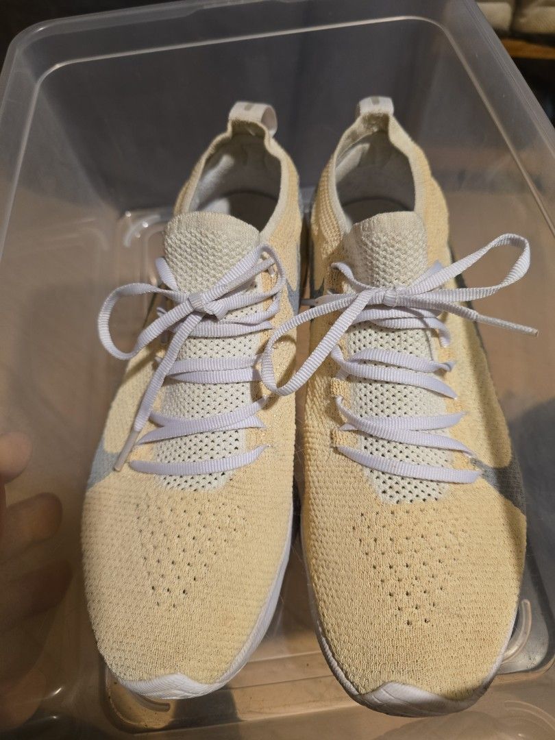 Nike shoes （分類：波鞋）位於 Hong Kong。 由 pcfatfat 提交（商品編號 1452269258，圖片 1）。簡介： 。