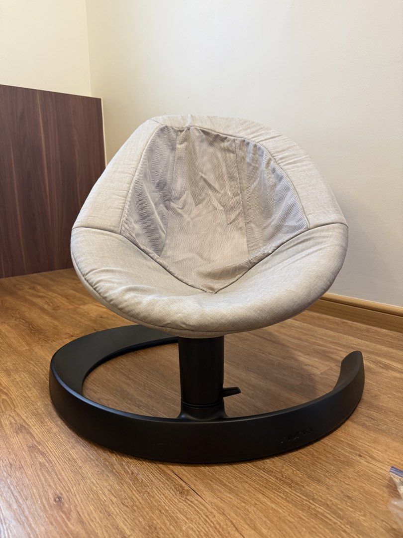 Nuna Leaf Grow Bouncer (Quartz) (Category: Other Kids Furniture) located in Bandar Hilir. Submitted by xufosho (Listing ID 1452140604, Image 1). Description: Condition like new, barely used. Selling price: RM850 (Np: Rm1699) 💖 removable cover, infant insert, newborn insert and toy bar included!! Made with mesh backing and machine washable. 🌟 Suitable from newborn up to 60 kg, growing with your child from baby seat to toddler chair. 🌟 Gentle si