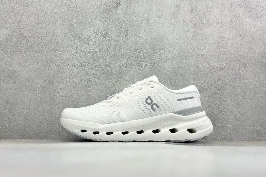 On Cloudrunner897 (Category: Sneakers) located in Singapore. Submitted by luxe_pick_planet (Listing ID 1452231452, Image 2). Description: .