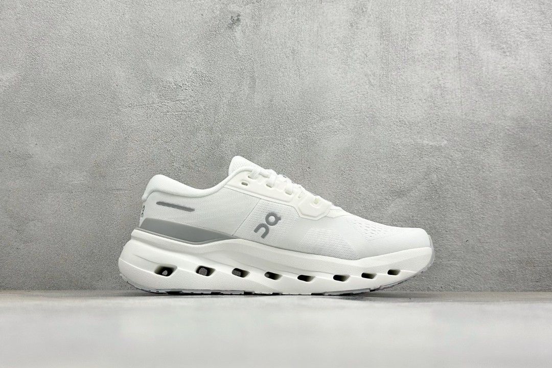 On Cloudrunner897 (Category: Sneakers) located in Singapore. Submitted by luxe_pick_planet (Listing ID 1452231452, Image 3). Description: .