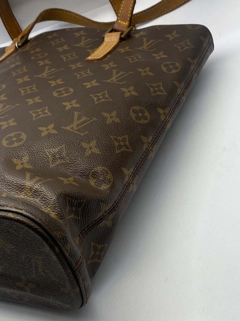 orig lv bavin pm size (Category: Luxury Bags & Wallets) located in Quezon City. Submitted by jhen141414 (Listing ID 1452252392, Image 3). Description: money back guaranteed if proven fake still in good condition no flaws to declared can pick up on our timog branch.