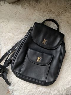 (Category: ) located in . Submitted by iloveyou_preloved (Listing ID 1452177823, Image 1). Description: .