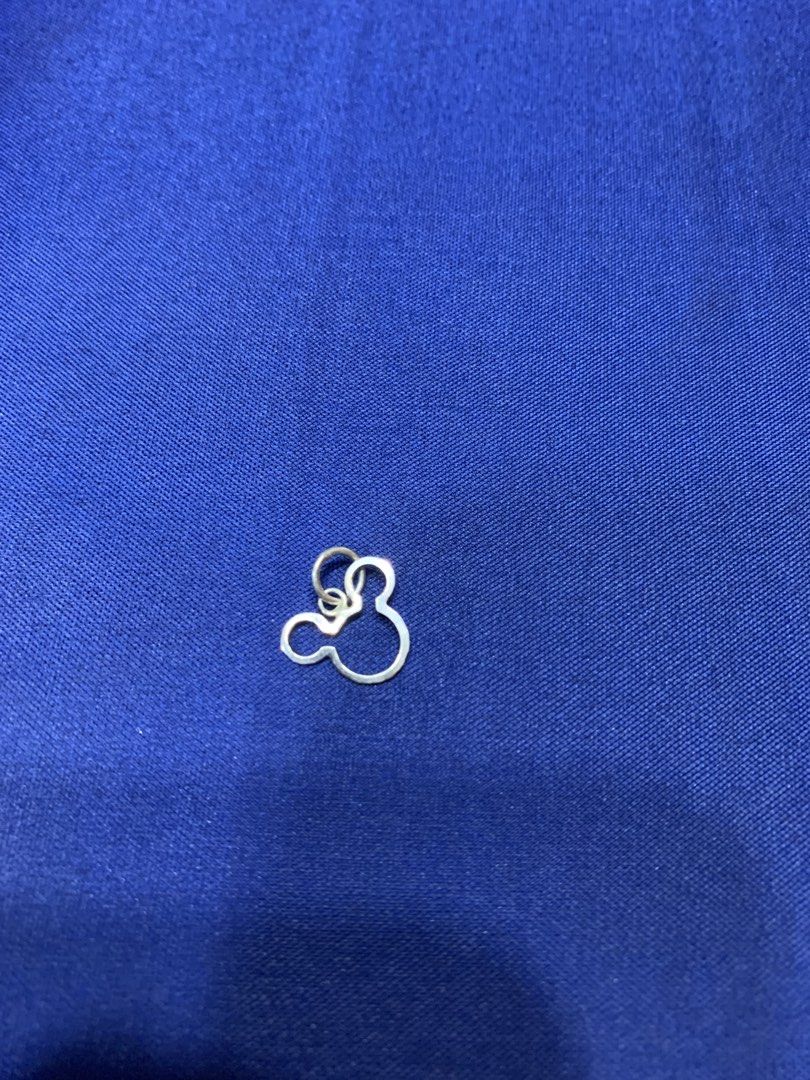 Pendant 925 Sterling silver (Category: Accessory Holder, Box & Organizers) located in Davao. Submitted by mj_2021 (Listing ID 1452172677, Image 2). Description: 925 sterling silver (pendant only) crucifix (pendant only) ₱420 mickey (pendant only) ₱420 lock & key (fashion) ₱420 unique pendant (fashion) ₱420/each.
