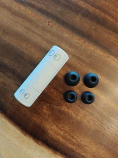 (Category: ) located in . Submitted by afternoon.acoustic (Listing ID 1452179327, Image 1). Description: .