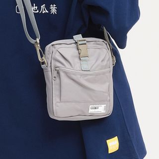 由 ioa0313 (刊登 ID 1452253990，圖片 1) 提交，位於 的 (類別：)，說明：。